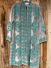 Load image into Gallery viewer, Handmade embroidered suzani jacket