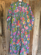 Load image into Gallery viewer, Weekender dress