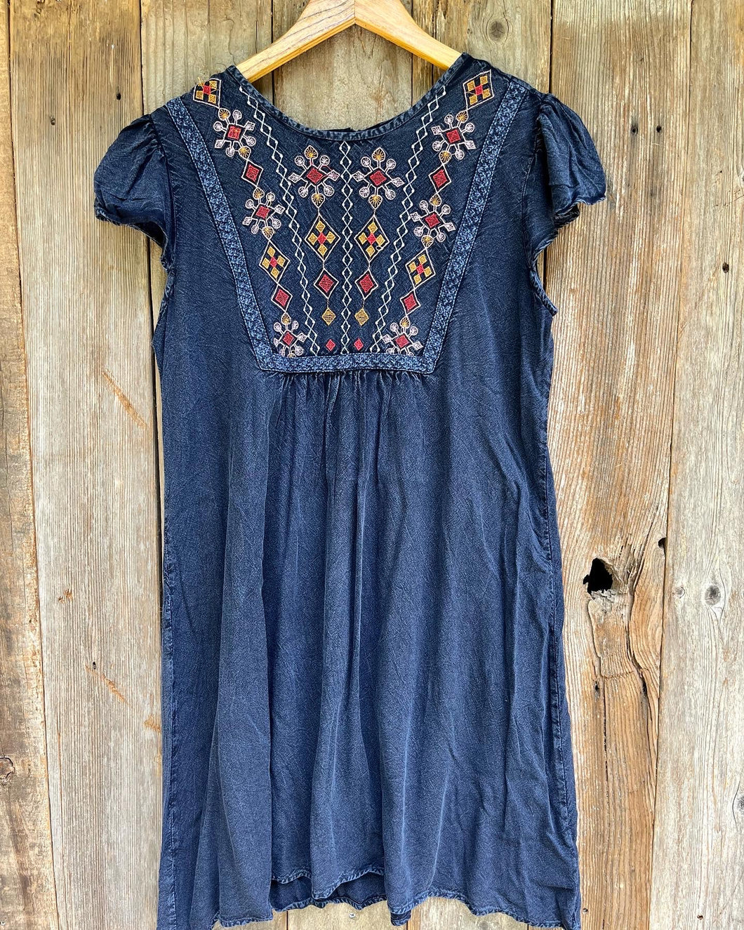 Knit embroidered dress